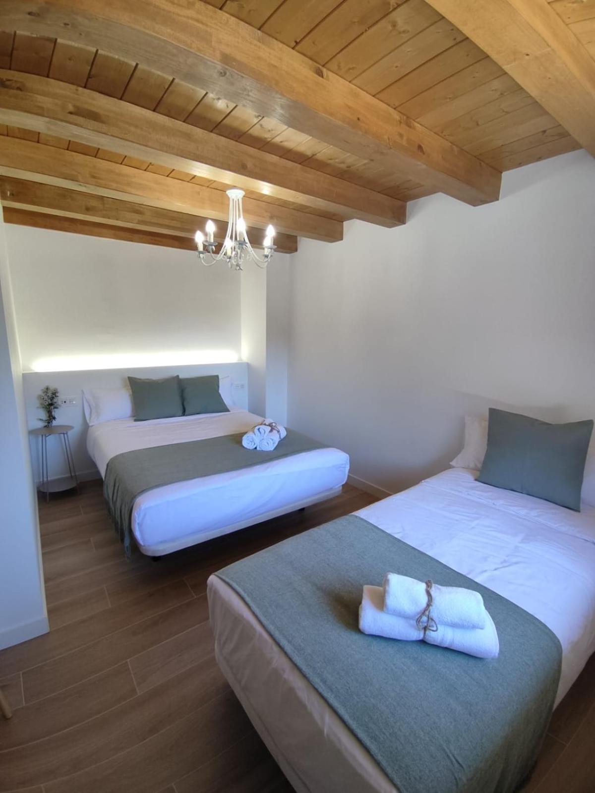 Casa Rural El Pinche Quincoces de Yuso ภายนอก รูปภาพ